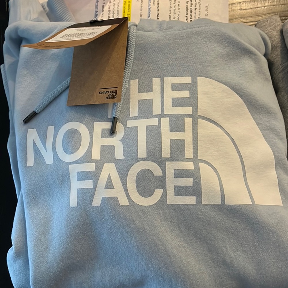 Mens The North Face Faded Blue Half Dome Hoodie. Rare color. New with tags.